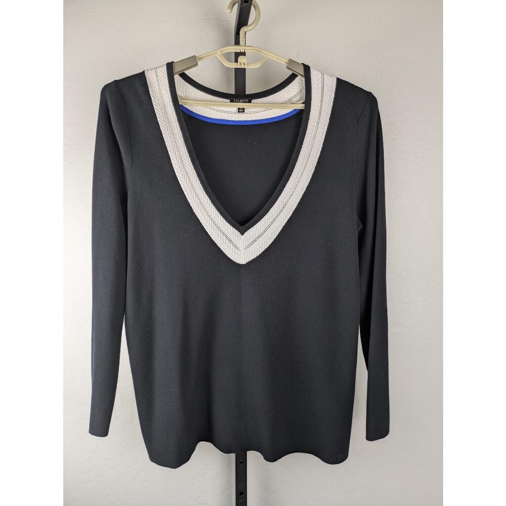 Talbots black Tight Knit Pullover Sweater cream detail v-neck